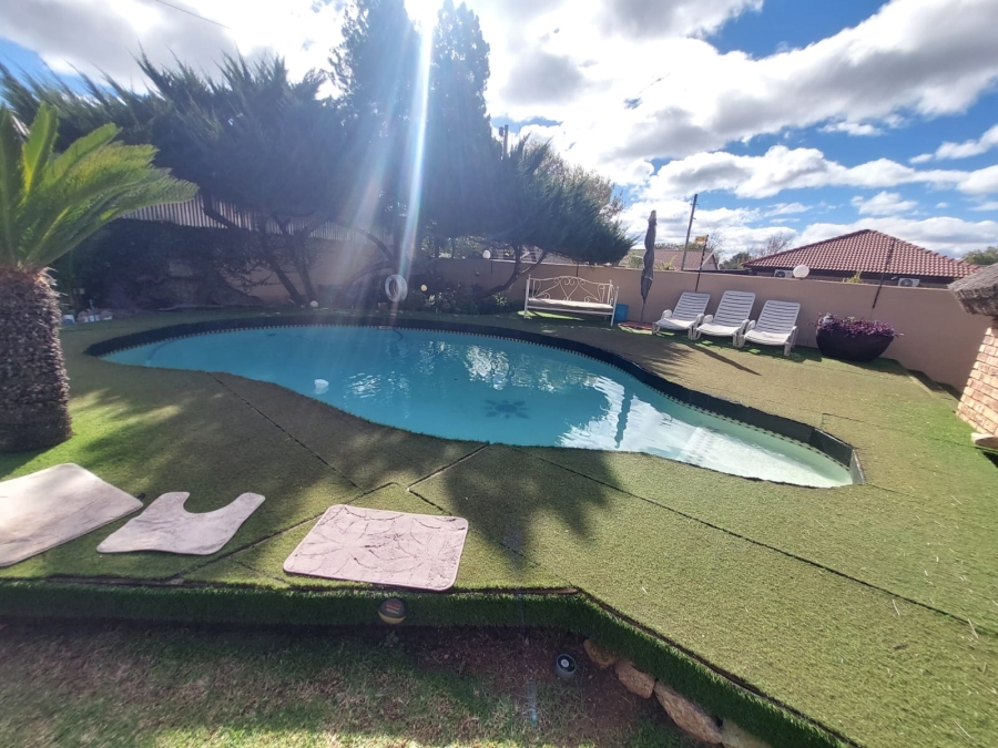 3 Bedroom Property for Sale in Meiringspark North West